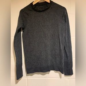 Lululemon exercise shirt